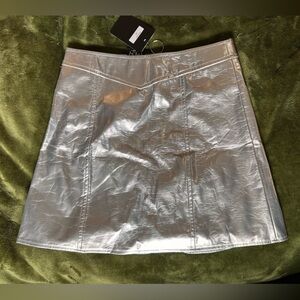 One way Silver Skirt